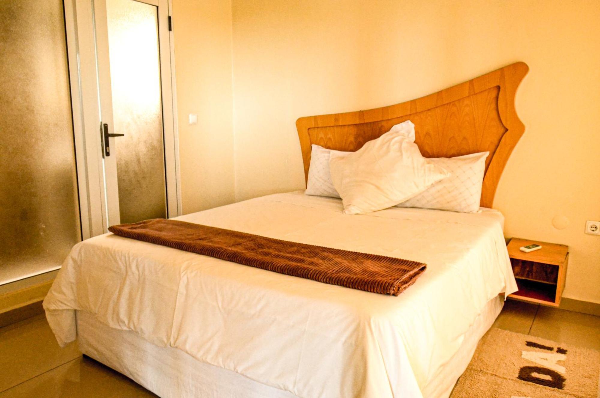 Ponta View Hotel 폰타 도 오우로 외부 사진